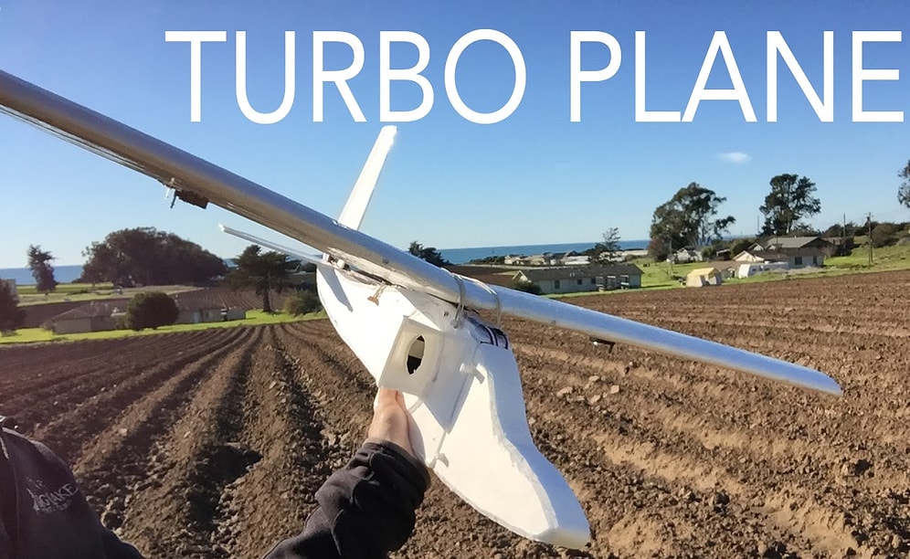 Eskiyen Isıtıcının Motorundan Kendine Uzaktan Kumandalı Uçak Yapan Mucit