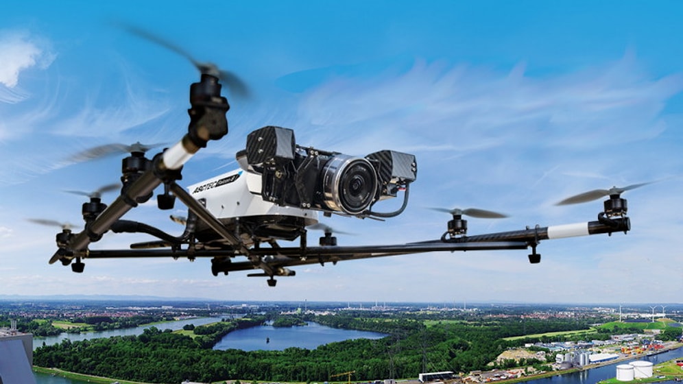 Intel, Alman Drone Üreticisini Satın Aldı