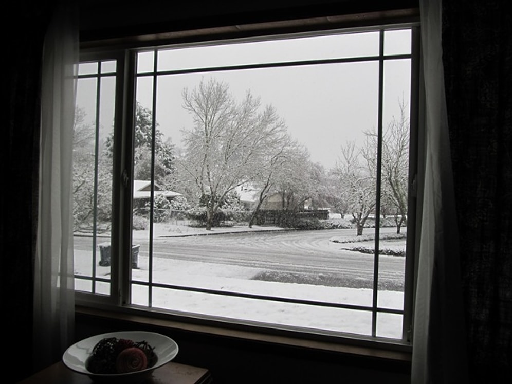 Dışarısı Bembeyaz Örtüyle Kaplanmışken Camdan Etrafı İzleyerek Dinleyebileceğiniz 19 Şarkı