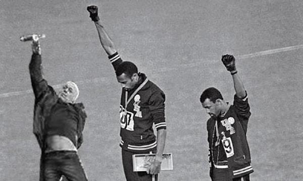 13. 1968 olimpiyatlarında çekilen şu fotoğrafa,