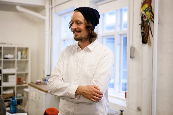 Самый выигрышный ракурс — полупрофиль.