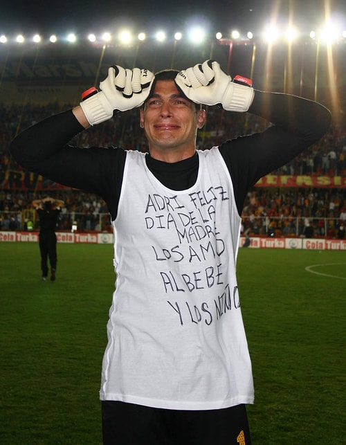 Galatasaray'ın Eski Kalecisi Mondragon İntihar Girişiminde Bulundu