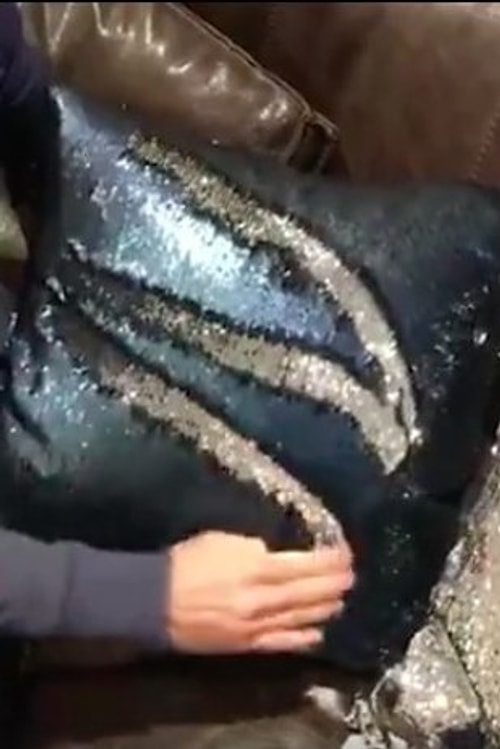 Yastıklar ise hepimizin çocukluğunda en az 1 kere oynadığı, üzerine şekiller çizebileceğimiz türden.