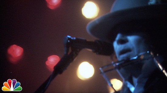 Bob Dylan'dan Muhteşem "Hotline Bling" Performansı