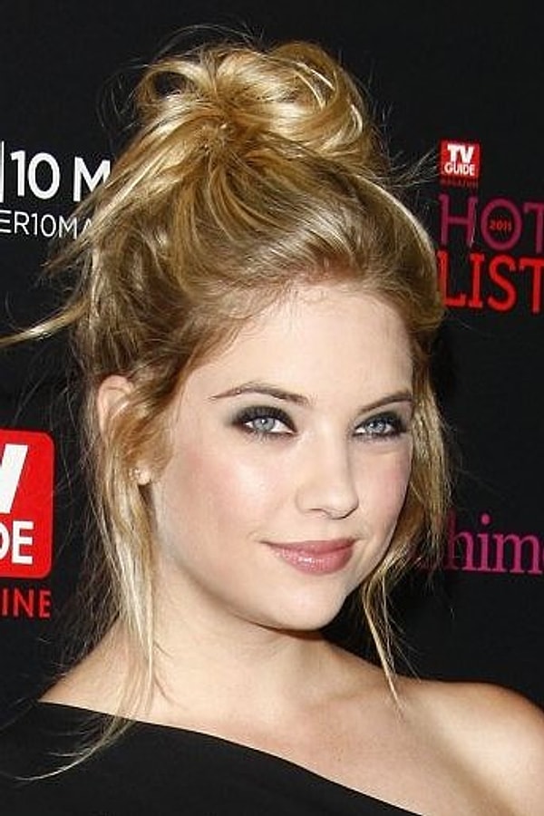 5. Золушка / Эшли Бенсон