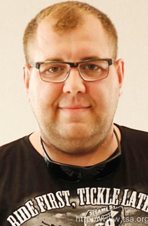 Ferdi Kurtuldu - Tombili