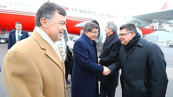 Başbakan Davutoğlu'na Mehmet Şimşek de eşlik ediyor