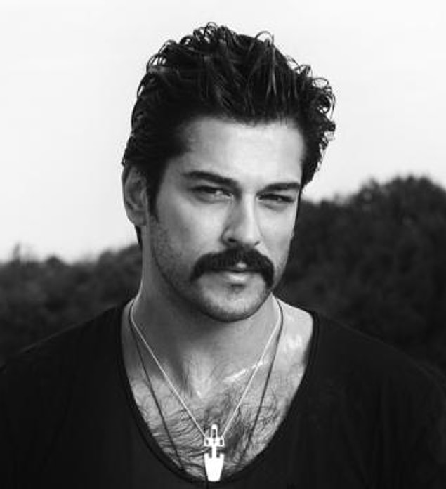 1. Burak Özçivit