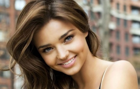 Когда женщина улыбается, мир становится краше :) 15 ГИФов для вашего настроения