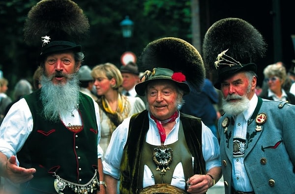 15. Несмотря на свой небольшой размер, Гальштат имеет очень активную социальную жизнь. Фестивали,