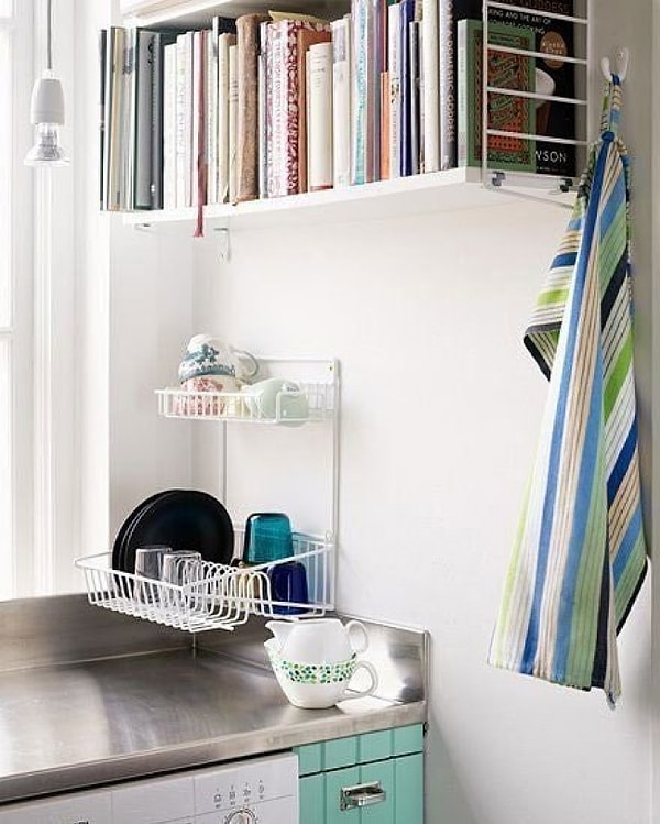 10. Найти достойное место для книг и журналов с рецептами.