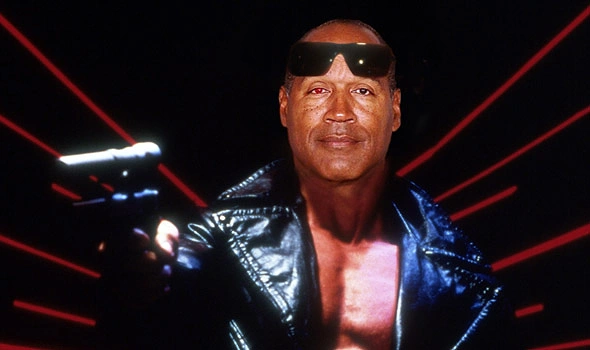 Terminator obrazını O.J. Simpson'un canlandırması istənilmişdi. Amma bu obrazı canlandıracaq olan şəxs kütlədə çox məşhur olmayan, sıradan biri olmalıydı. James Cameron'a görə, Simpson insan-robot qatil olmaq üçün "çox yaxşı" görünürdü.