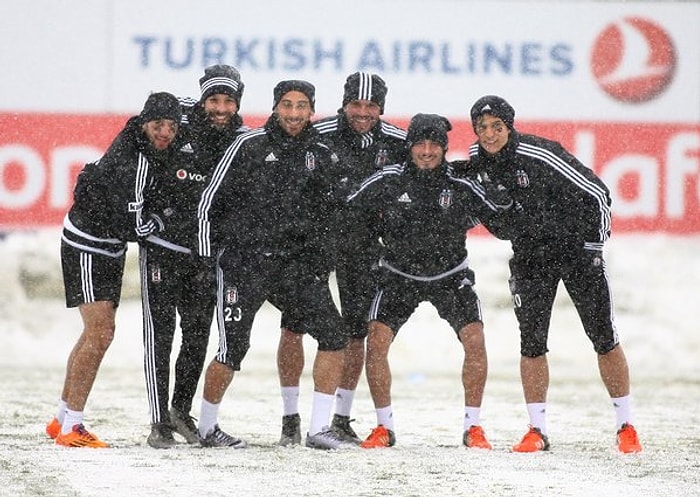 Beşiktaş Yoğun Kar Yağışı Altında Antrenmana Çıktı