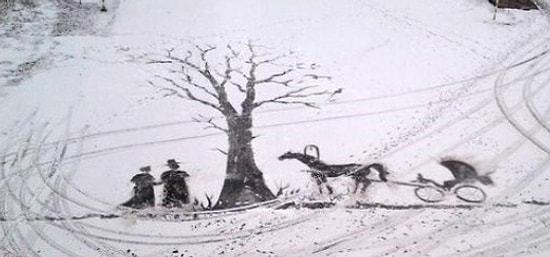 Дворник по профессии художник в душе: рисунки на снегу на радость школьникам