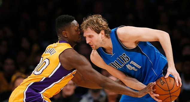 Nowitzki Dallas'a galibiyeti getirdi