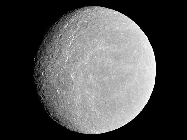 30. Satürn uysusu Rhea