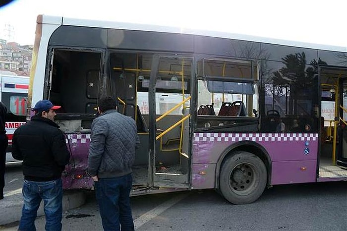 Kamyonetle Belediye Otobüsü Çarpıştı: 3'ü Ağır 9 Kişi Yaralı