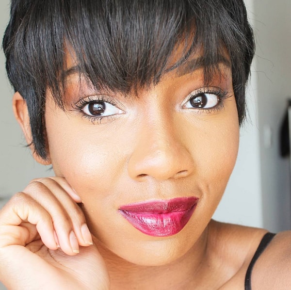 14. «Тебя не волнует, что у тебя лицо открыто?»