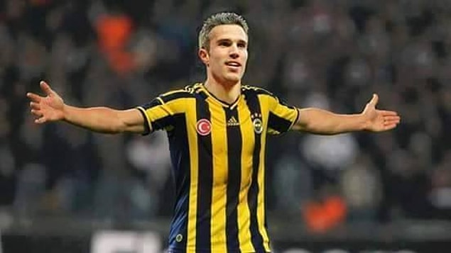8. Robin Van Persie