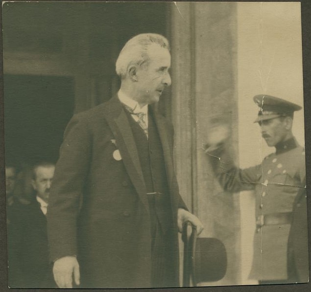 7. Türkiye'nin ilk başbakanı İsmet İnönü