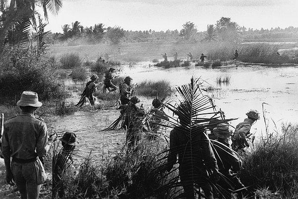 5. Mekong Deltası'ndaki bir çatışma sırasında. (Tarih bilinmiyor)