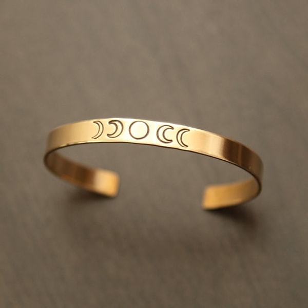 23. Браслет с фазами Луны: