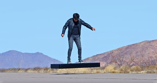 Bir Hayal Gerçek Oldu! Dev Fanları Sayesinde Uçabilen ArcaBoard Satışta