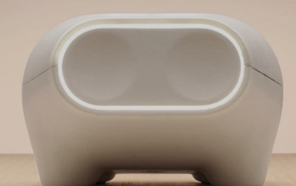 4. Эта умная копилка работает по принципу банковского счета, на который вы можете отправлять деньги вашим детям.