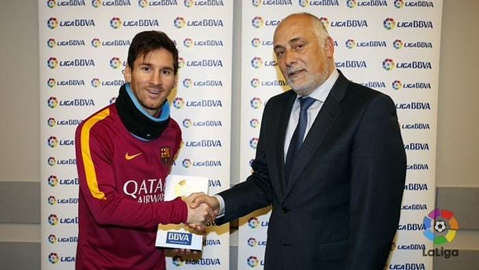 Messi İlk Kez 'Ayın Oyuncusu' Seçildi