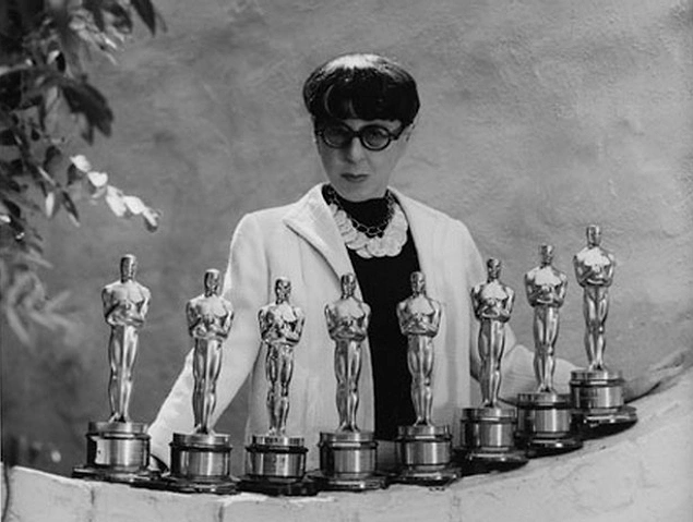 En çok Oscar kazanan kadın ise En İyi Kostüm dalında 8 kere kazanan Edith Head'tir.