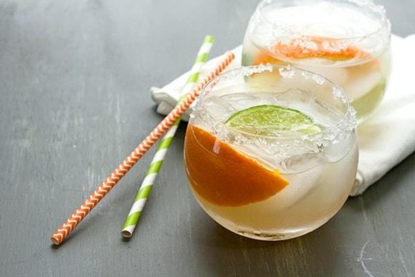 12. Hindistan cevizi alkole en yakışanlardan üstelik bir de portakalla değişik bir aromaya sahip oluyor
