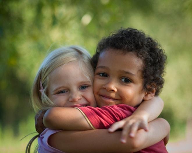 Çocuklardan Sevgi ve Aşkın Ne Olduğuna Dair 20 Bilgelik Dolu Tespit