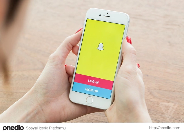 Snapchat'in nasıl kullanıldığını öğrendiğimize göre şimdi sırada mutlaka takip etmeniz gereken kullanıcılar var.