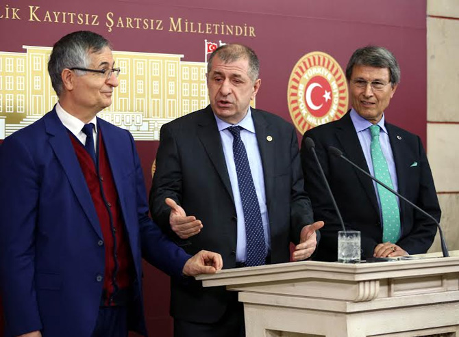 Gürsel Tekinden Ümit Özdağ İddiası: Bahçelinin Adayı Olacak Gürsel Tekinden Ümit Özdağ İddiası: Bahçelinin Adayı Olacak