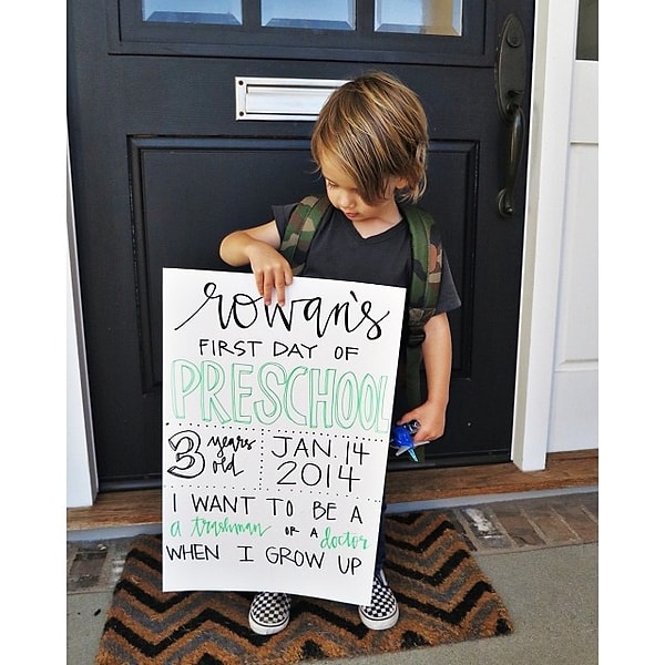 23. Дети становятся частью соцмедии, за ними следят миллионы пользователей, а родители получают от этого не только радость, но иногда и деньги ;)