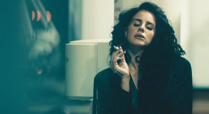 Duygularını Mantığın Önüne Koyan İnsanların Hayatı Çok Daha Dolu Dolu Yaşadığının 15 Kanıtı