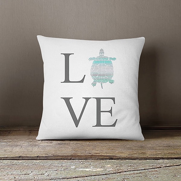 11. Эта говорящая сама за себя подушка