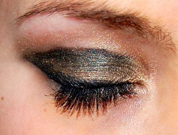 Блестящие тени в реальной жизни