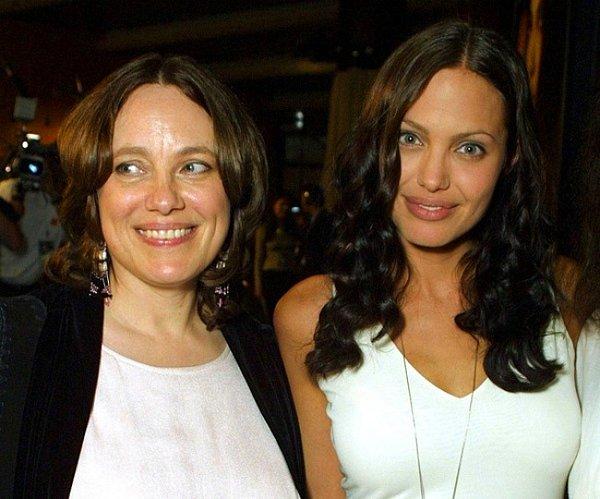 18. Marcheline Bertrand ve Angelina Jolie