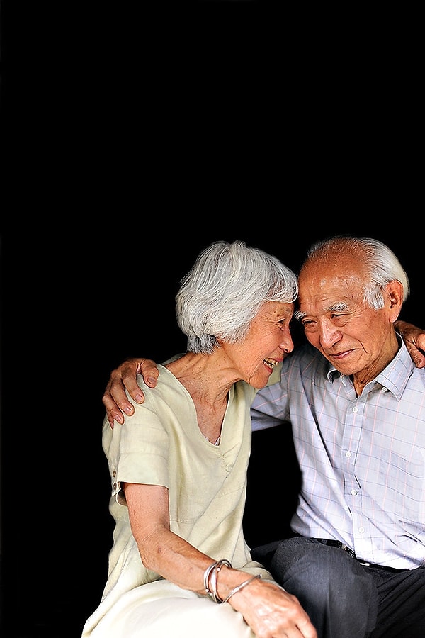 9. Вы будете прижимать его или её к груди, думая....