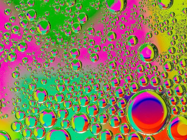 7. Какого цвета больше на этом изображении?