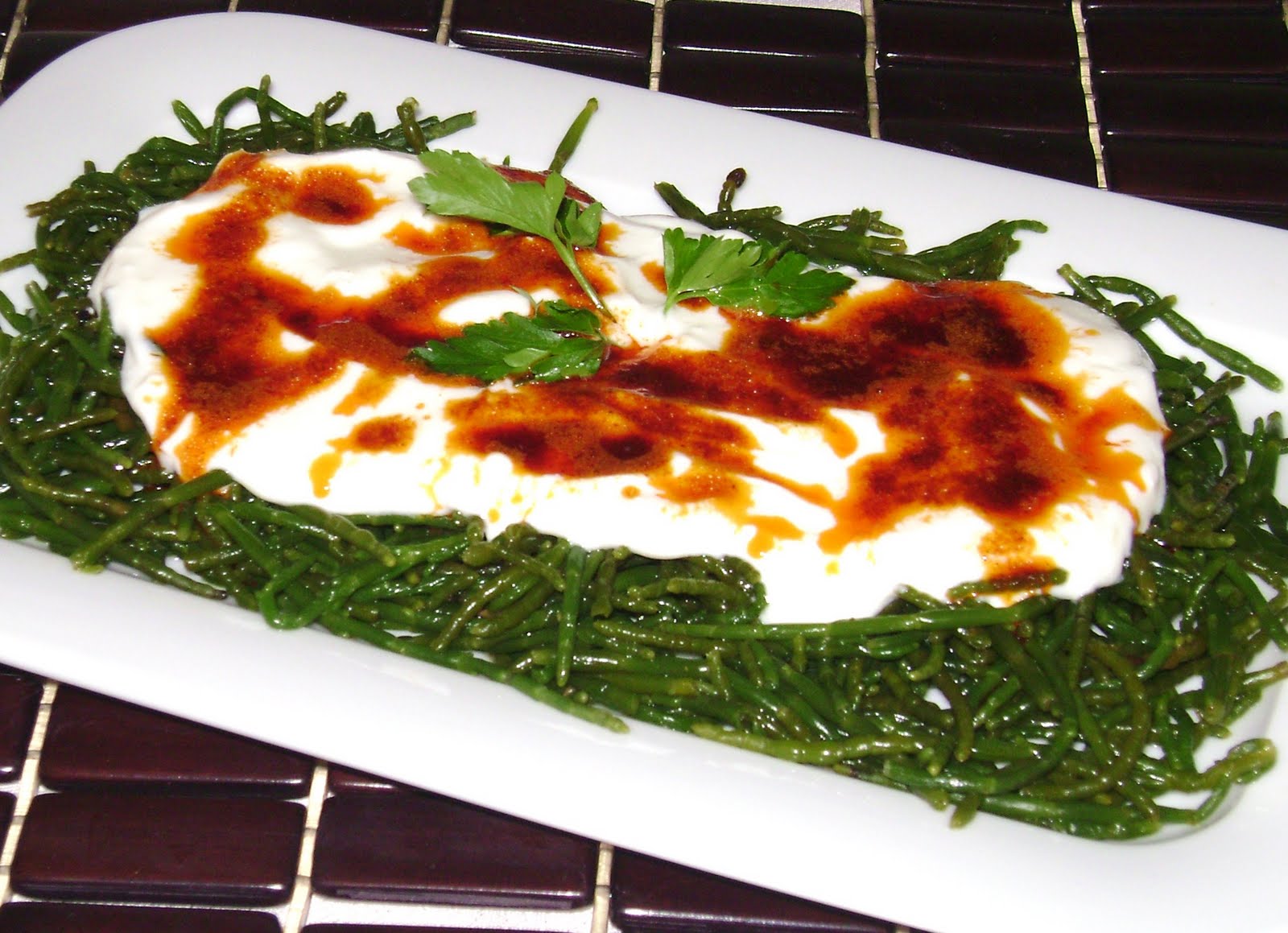 Deniz Borülcesi Salatası Tarifi Videosu Deniz Borülcesi Salatası Tarifi Videosu