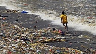Denizleri Kirleterek Tüm Canlıların Bugününü ve Yarınını Yok Eden Bir Garip Yaratık: İnsan