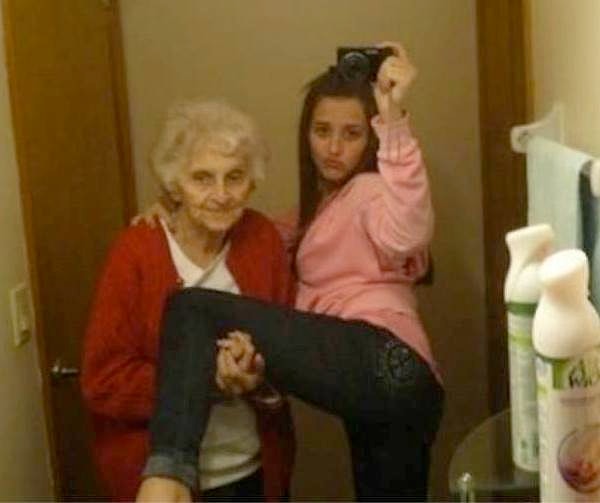 3. Бабушка 👵 в качестве поддержки...почему нет?