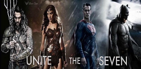 8. Снимок Аквамена, появившийся в Интернете, сопровождает надпись «Объедините семерых». Речь идёт о семерых основных членах «Лиги Справедливости» — Бэтмене, Супермене, Чудо-Женщине, Зелёном Фонаре, Флэше, Киборге и самом Аквамене.