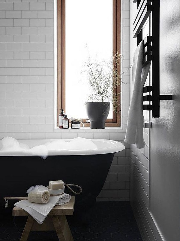 6. Этот стиль подразумевает малое количество аксессуаров в доме.