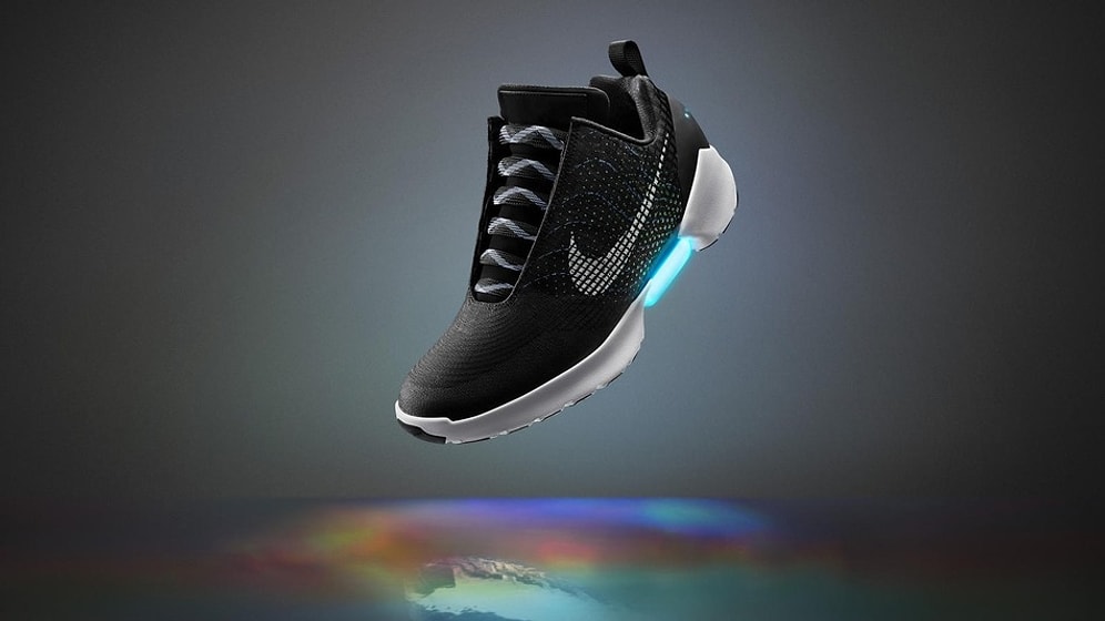 Nike, Kendi Kendine Bağlanan Ayakkabısını Tanıttı