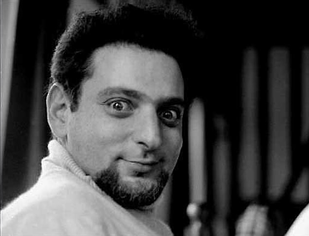 Georges Perec 1920’li yıllarda Fransa’ya, Paris’in işçi sınıfı mahallesine göçmüş olan Polonya Yahudisi Icek Judko ve Cyrla (Schulewicz) Peretz’in tek çocuğudur.