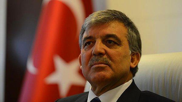 Abdullah Gül: 'Ülke ve milletçe çok zor günlerden geçiyoruz'
