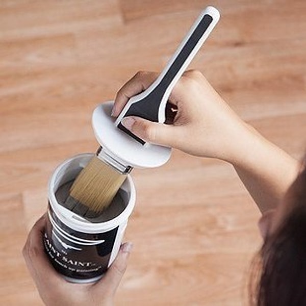 8. Краска с кисточкой в комплекте